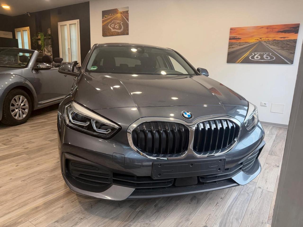 Bmw 118 118d 5p. Business Advantage