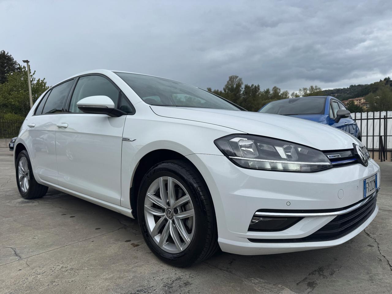 VOLKSWAGEN GOLF 7.5 1.5 TGI 150cv HIGHLINE