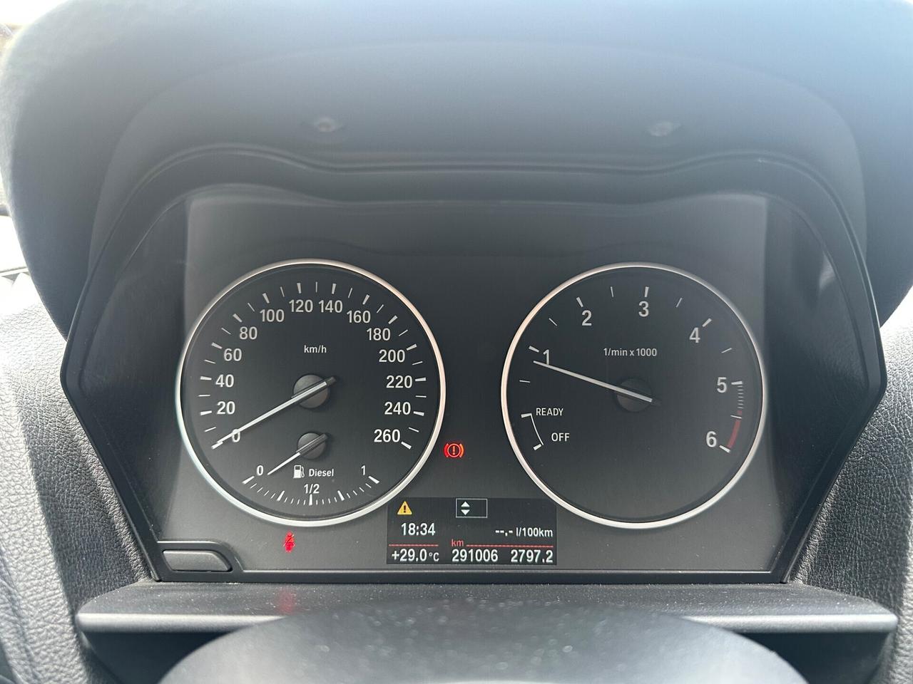 Bmw 116 116d 5p. Urban