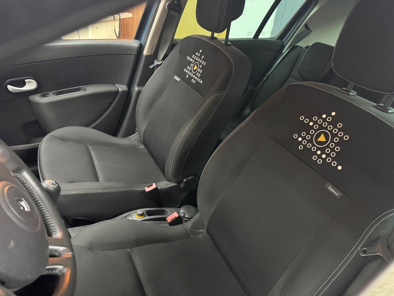 Renault Clio 1.2 GPL - POCHI KM - 2011