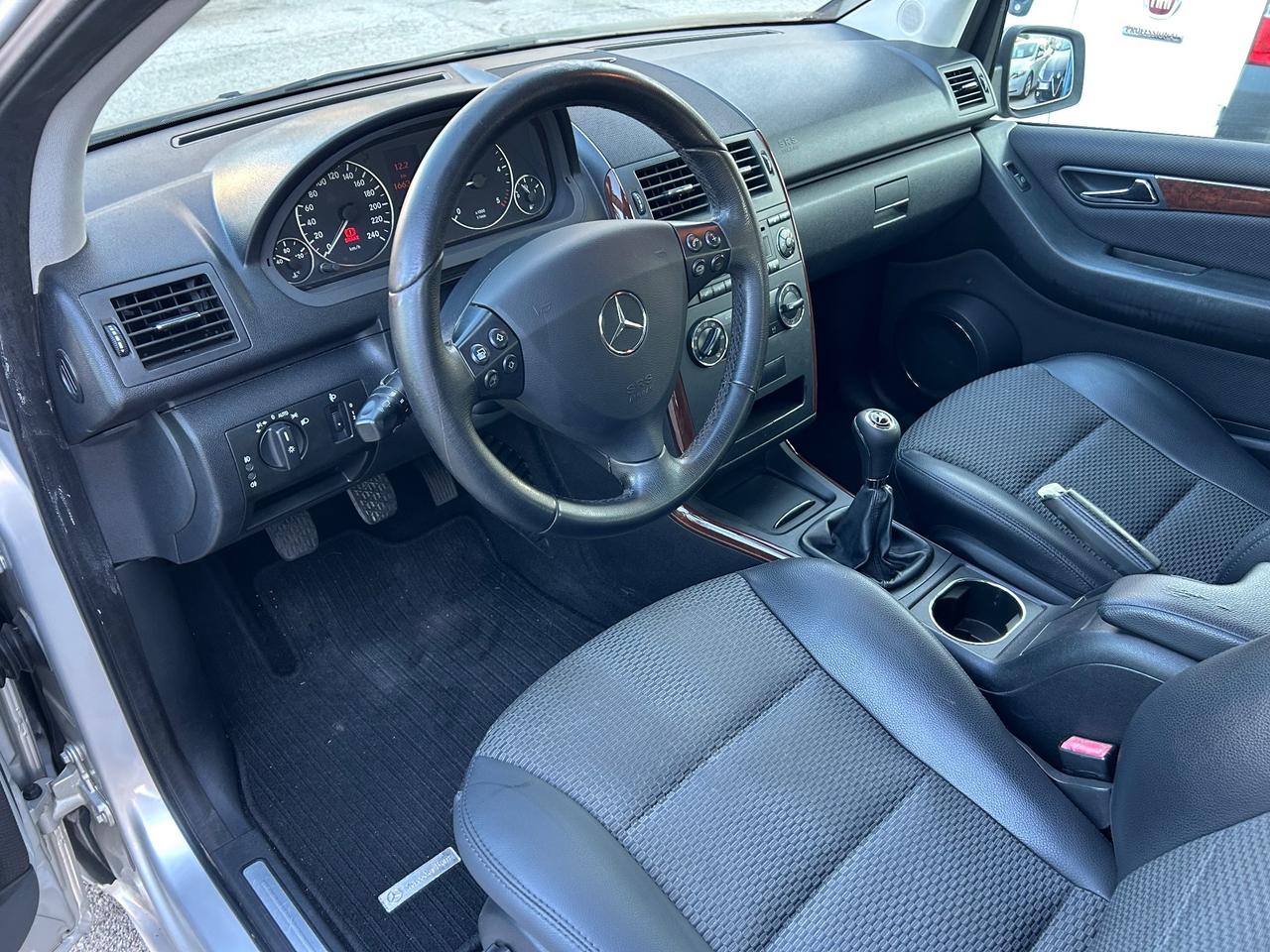 Mercedes-benz A 180 cdi 110 cv 2011 166.000 km