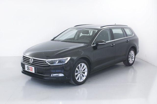 VOLKSWAGEN Passat Variant 2.0 TDI DSG Business BlueMotion Tech Fari LED