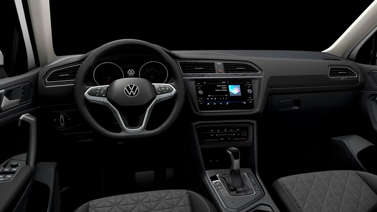 VOLKSWAGEN TIGUAN 2.0 TDI LIFE DSG IN ARRIVO