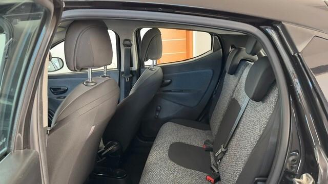 Lancia Ypsilon 1.2 69 CV 5 porte