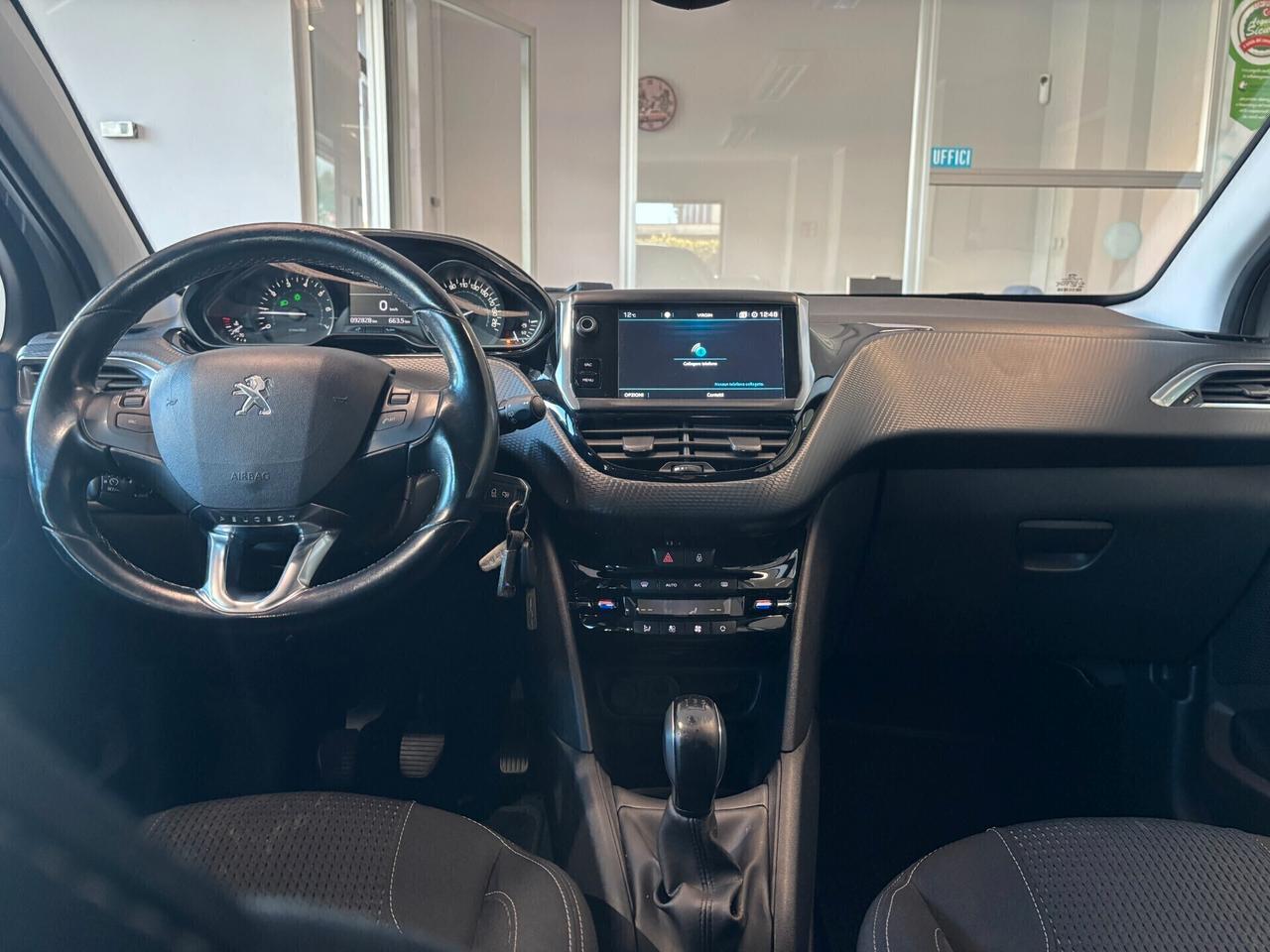 Peugeot 208 5p 1.2 puretech*CINGHIA FATTA*PER NEOPATENTATI