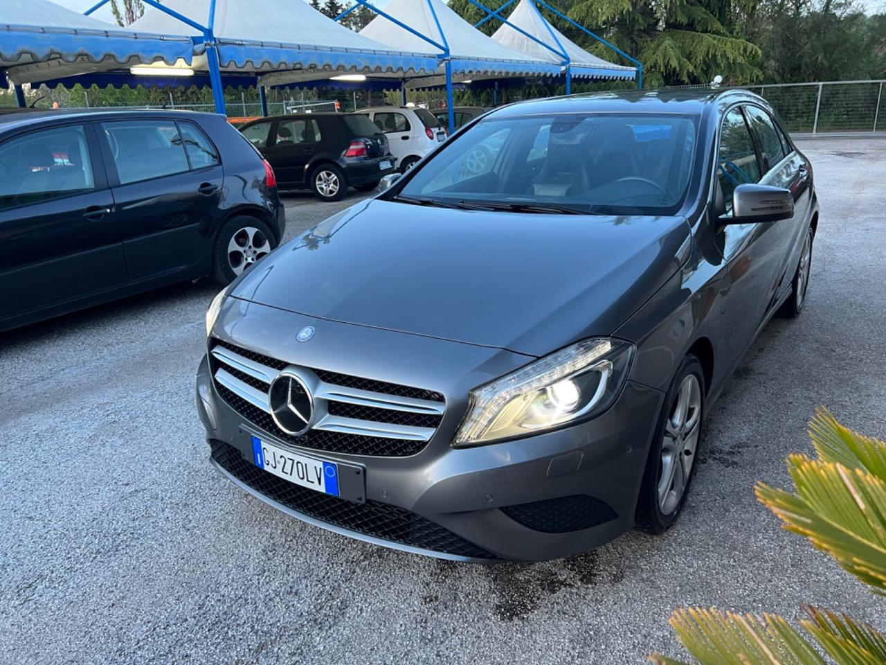 Mercedes-benz A 180cdi BlueEFFICIENCY Sport - xeno LED- Sedili Sport - scarichi - retrocamera - park assist - Navi - BT