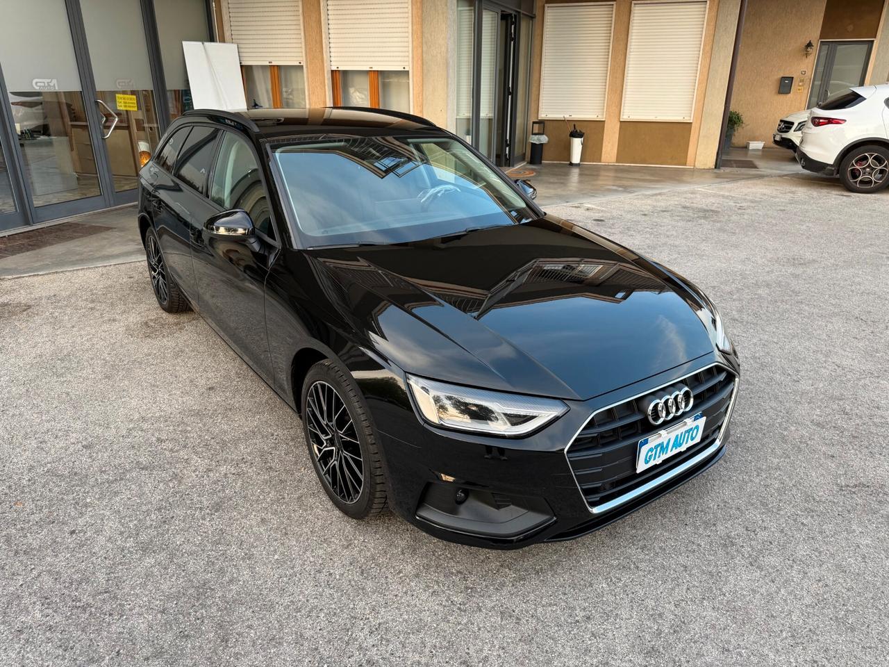 Audi A4 35 TDI/163 CV S tronic - Automatica