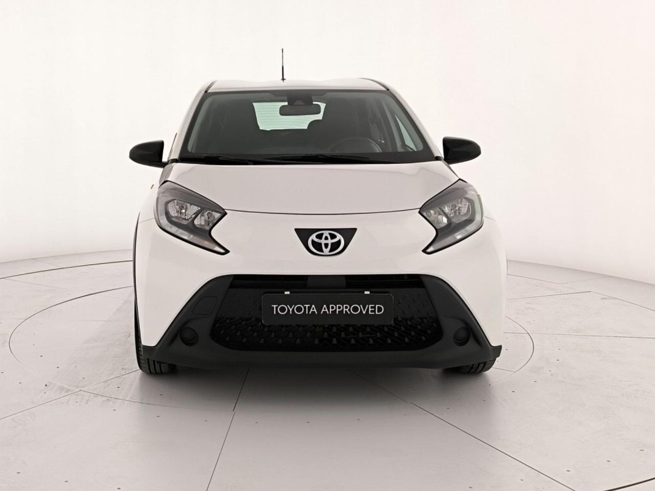 Toyota Aygo x 1.0 active 72cv