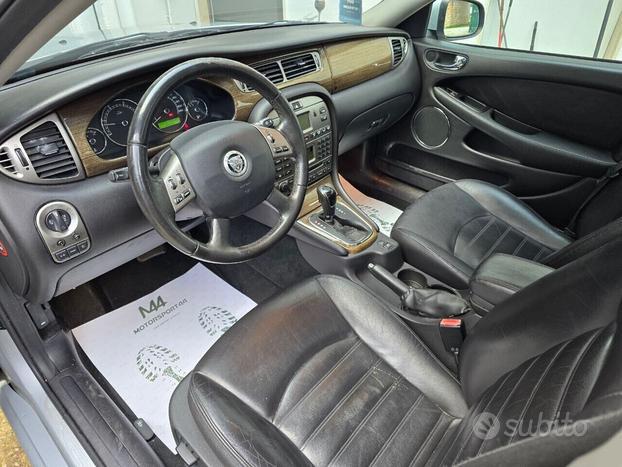 Jaguar X-Type 2.2D Automatica