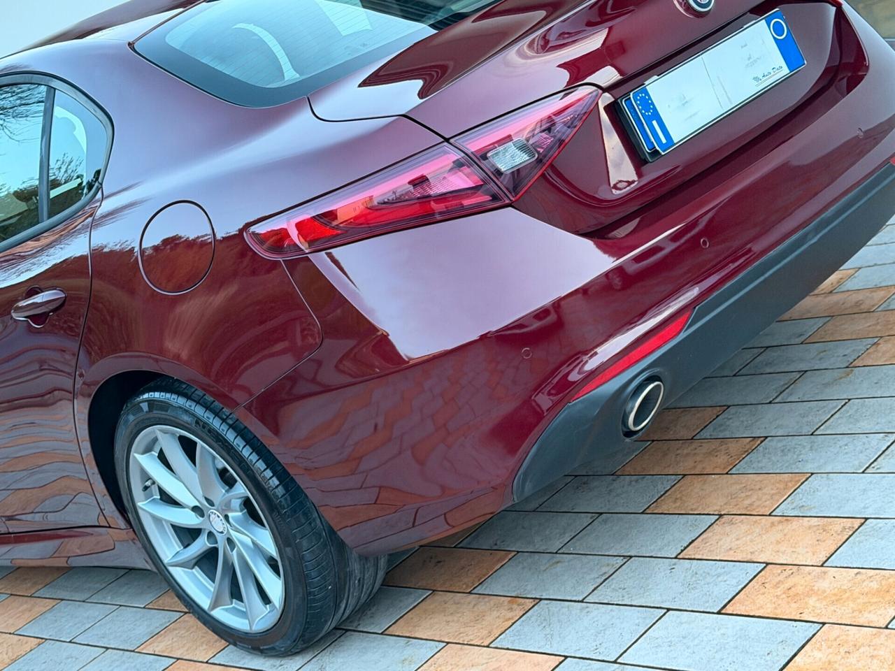 Alfa Romeo Giulia 2.2 TURBODIESEL 150 cv. AT8 SUPER