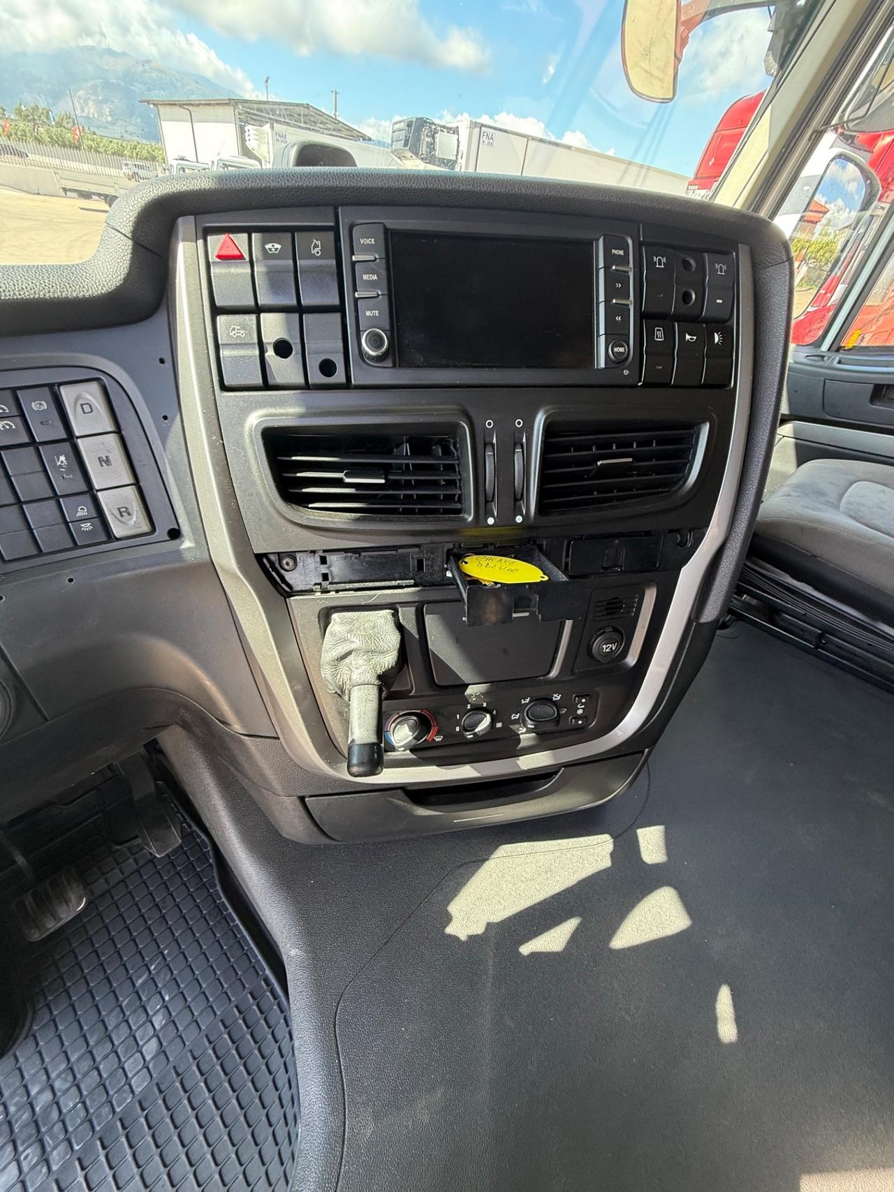 Iveco 460