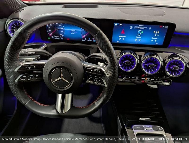 Mercedes-Benz Classe A 180 D PREMIUM AMG LINE AUTOMATIC ''NEOPATENTATI''