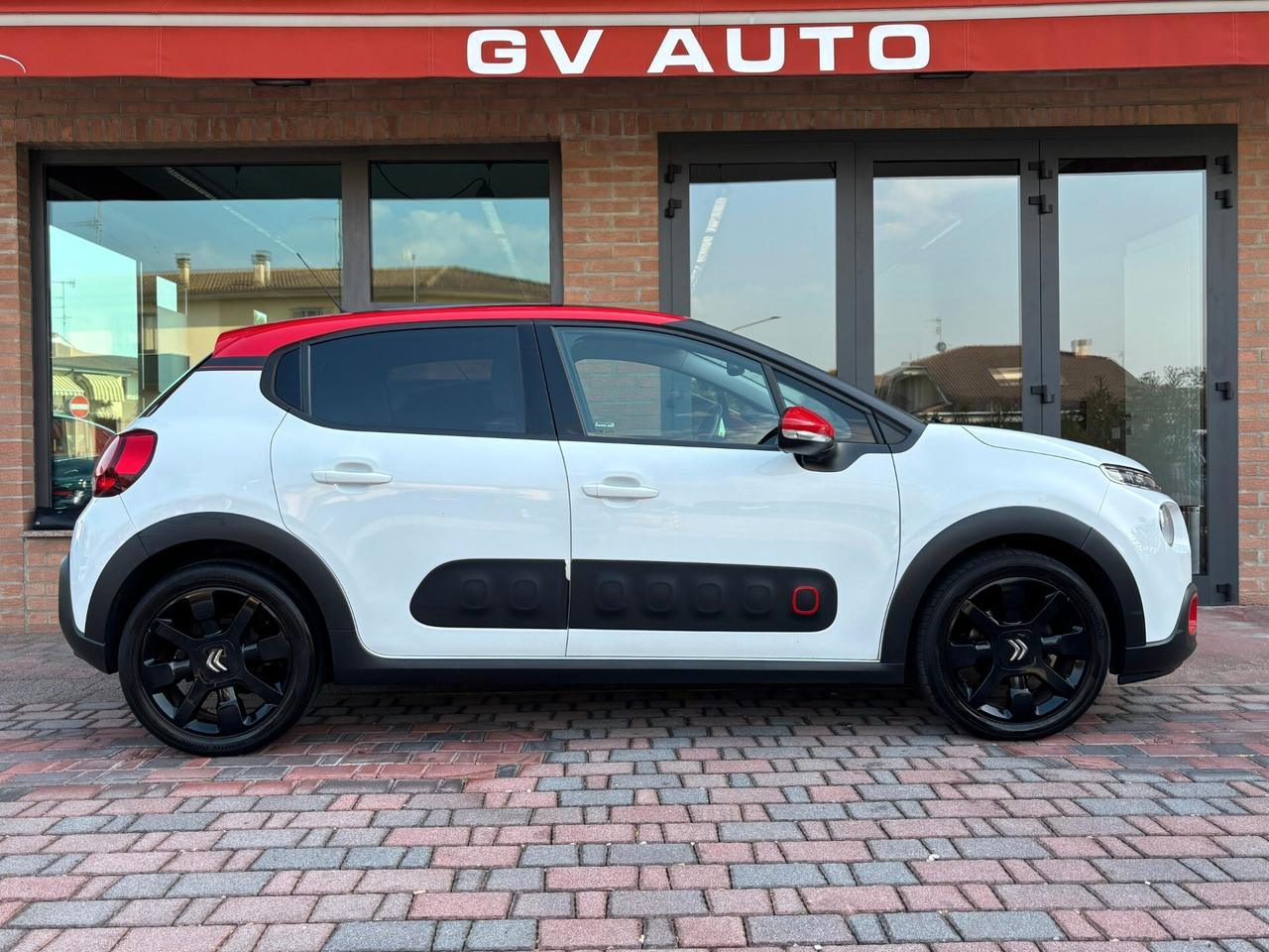 Citroen C3 PureTech 110 S&S Shine
