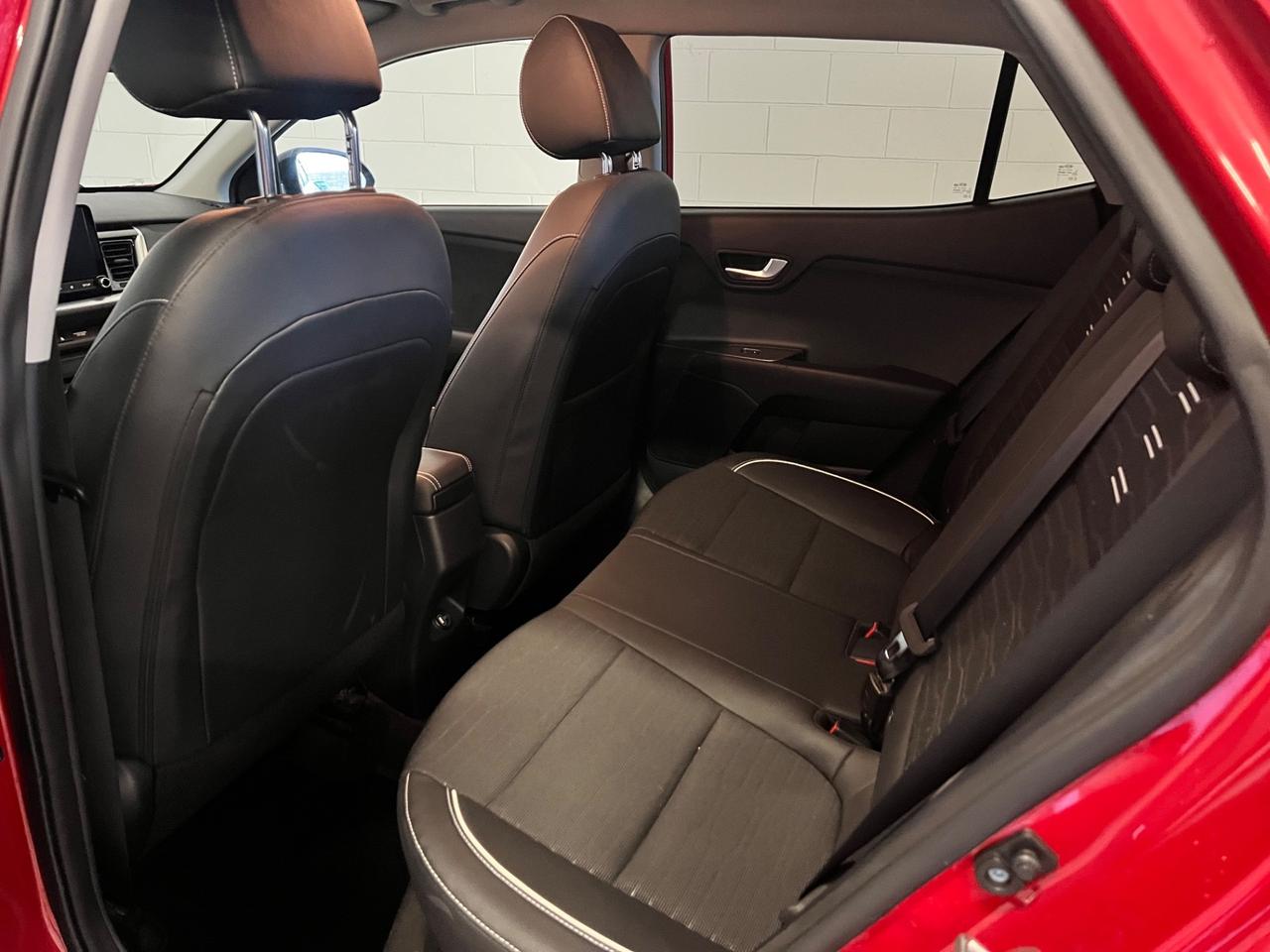 Kia Stonic 1.0 T-GDi 100 CV MHEV iMT GT Line