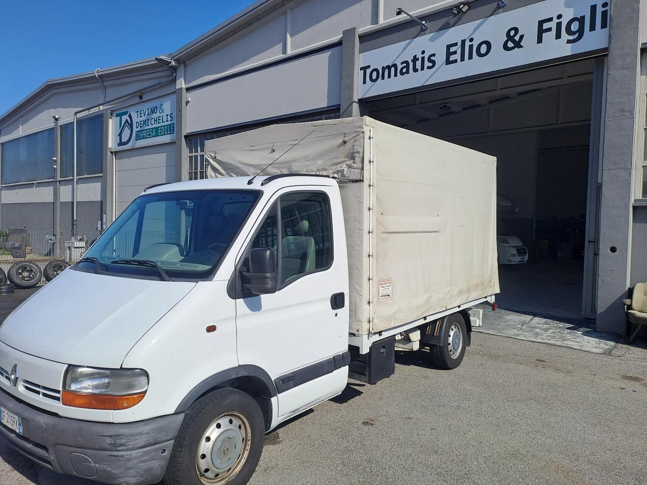 Renault Trucks MASTER CASSONE CON CENTINA ALZA ABBASSA