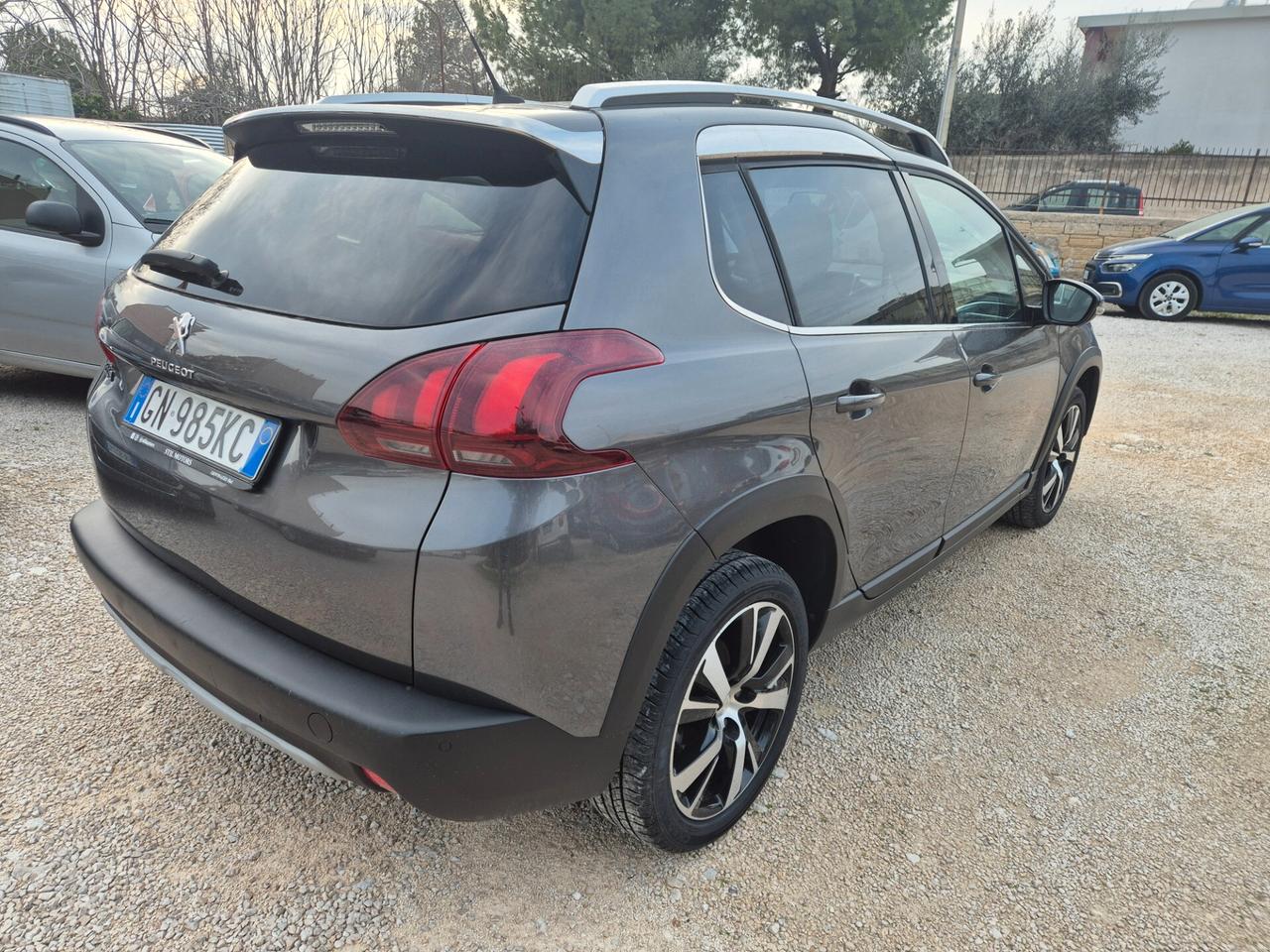 Peugeot 2008 BlueHDi 100 Allure