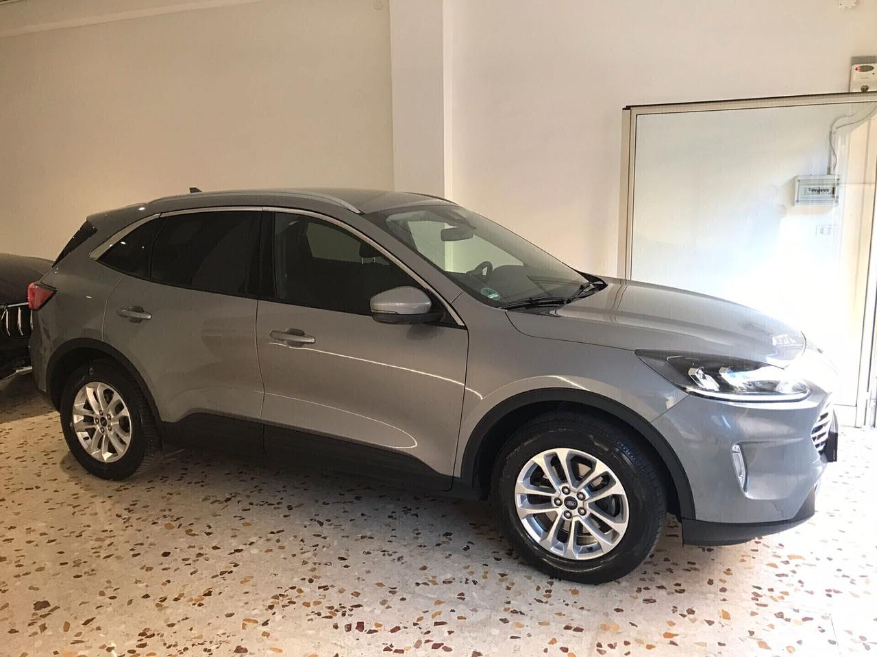 Ford Kuga 2.0 diesel 150 cv 11/2022 km 120000 certificati