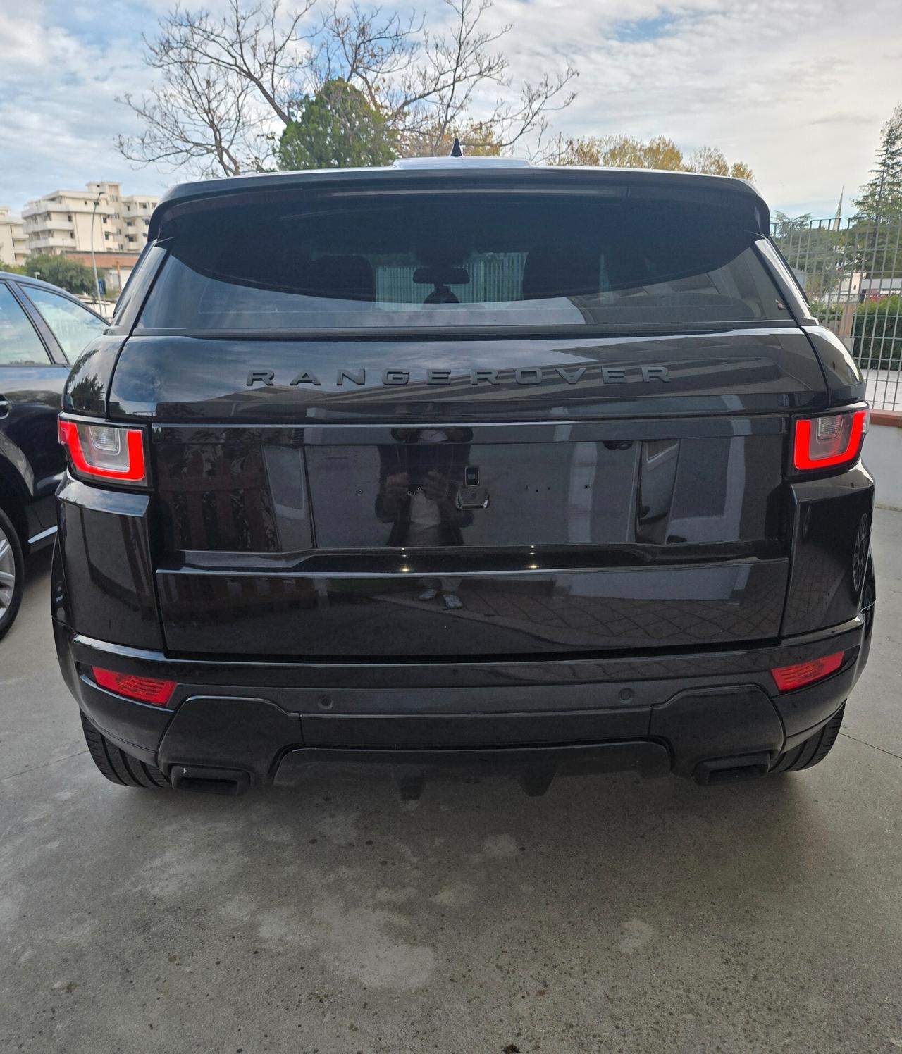 Range Rover Evoque 2.0 180cv Black Friday 2025