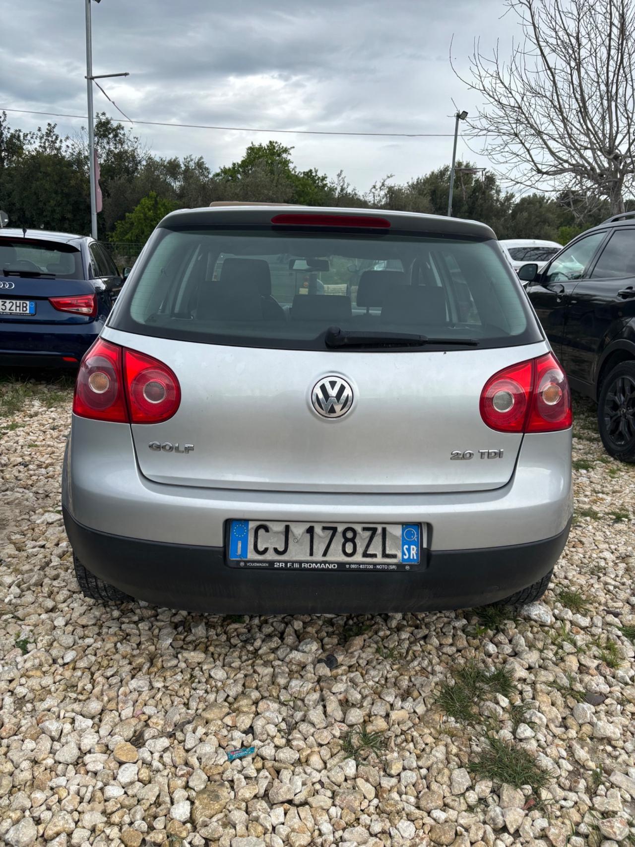 Volkswagen Golf 2.0 16V TDI 5p. Sportline