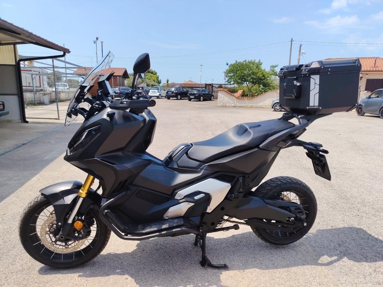 Honda X-ADV 750