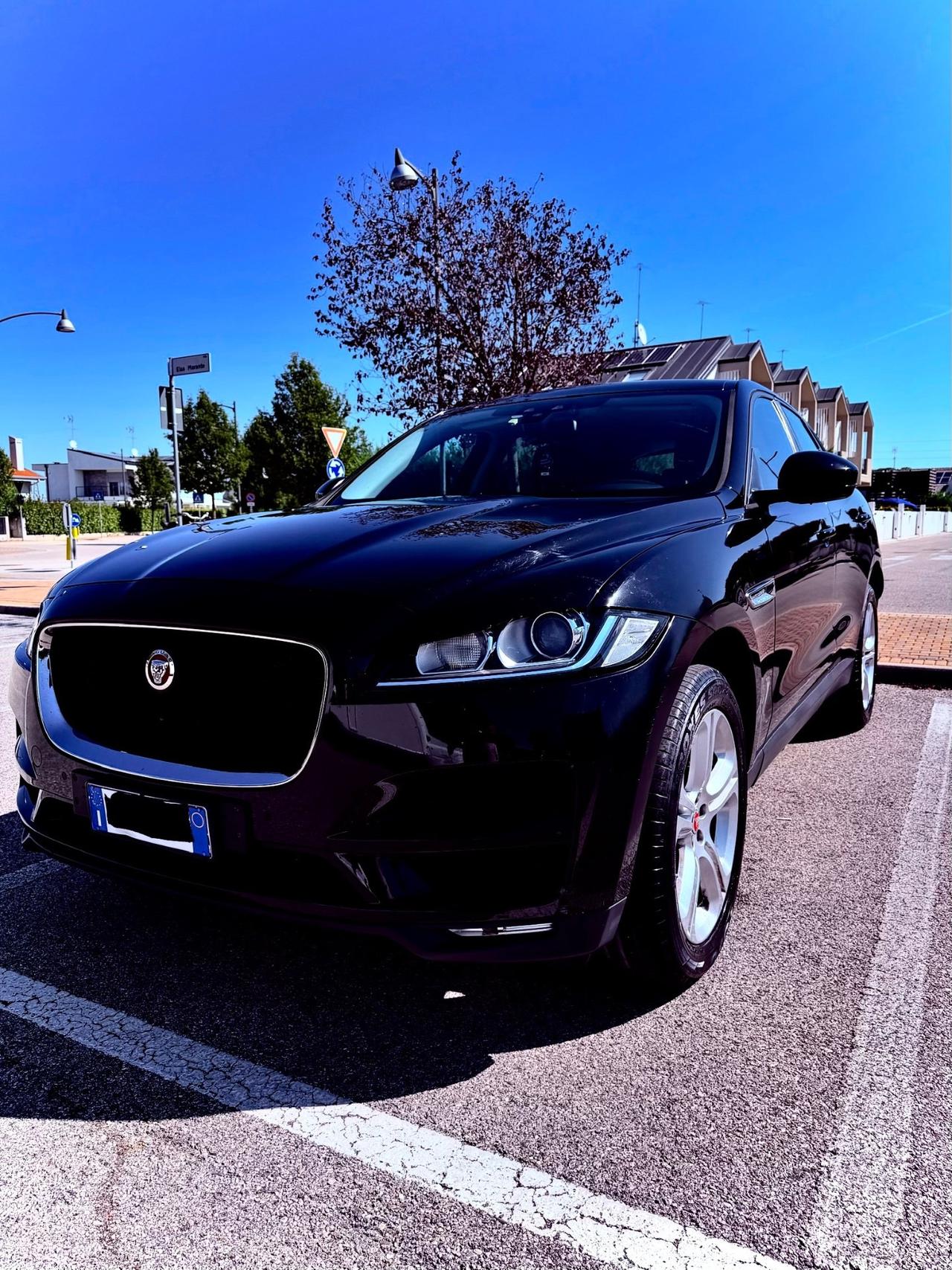 Jaguar F-Pace 2.0 D 180 CV aut. R-Sport