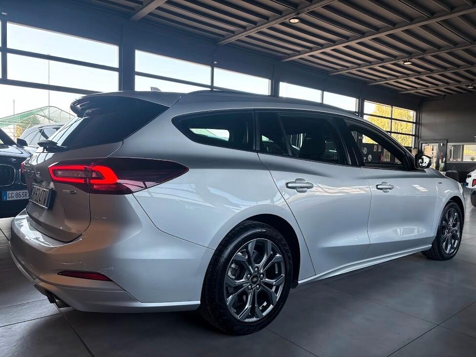 Ford Focus 1.0 EcoBoost Hybrid 125 CV ST-Line Design