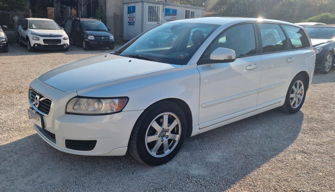 VOLVO V50 1.6 HDI 116 CV