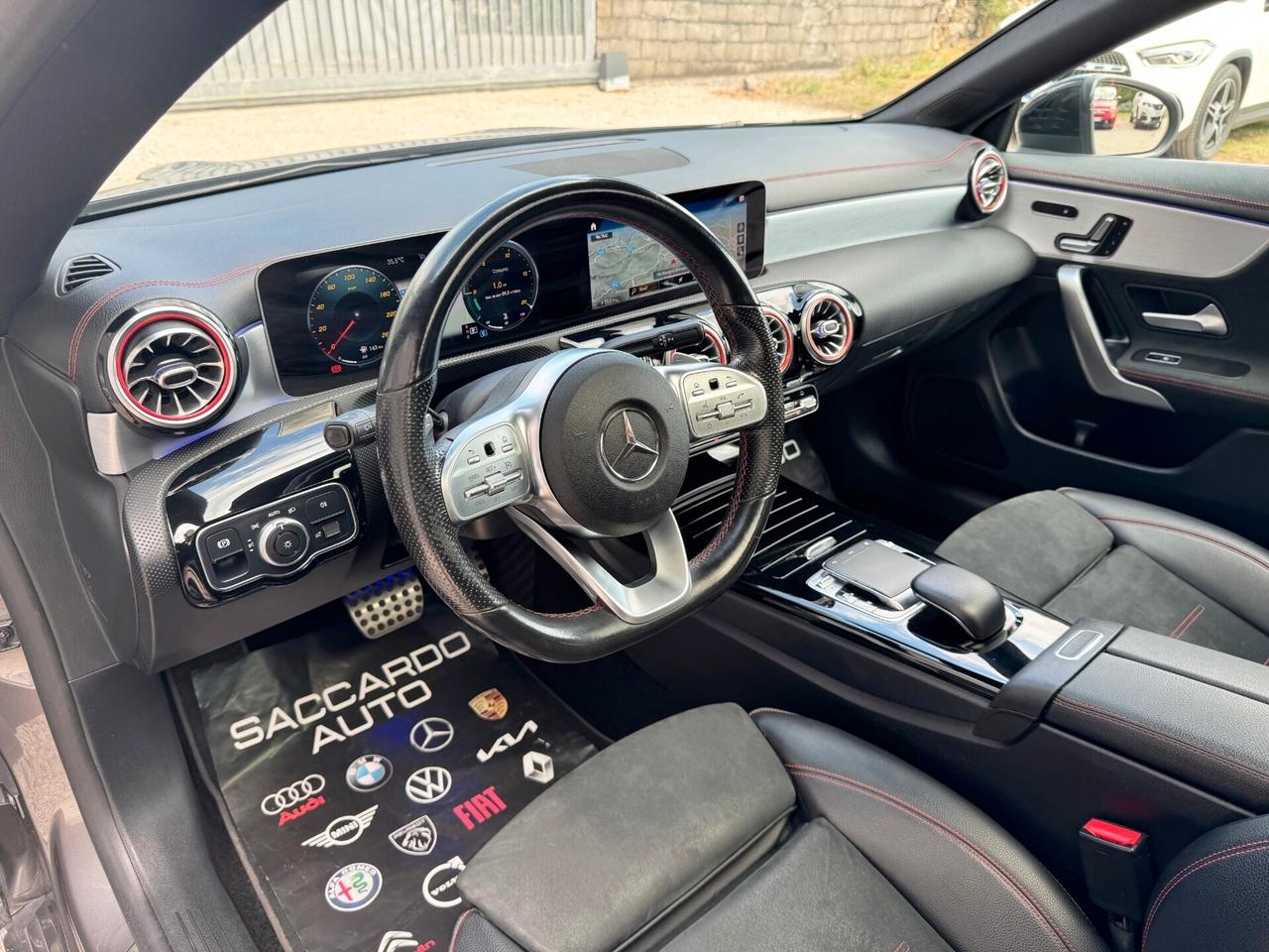 Mercedes CLA 200 Premium AMG Night auto | PREZZO REALE