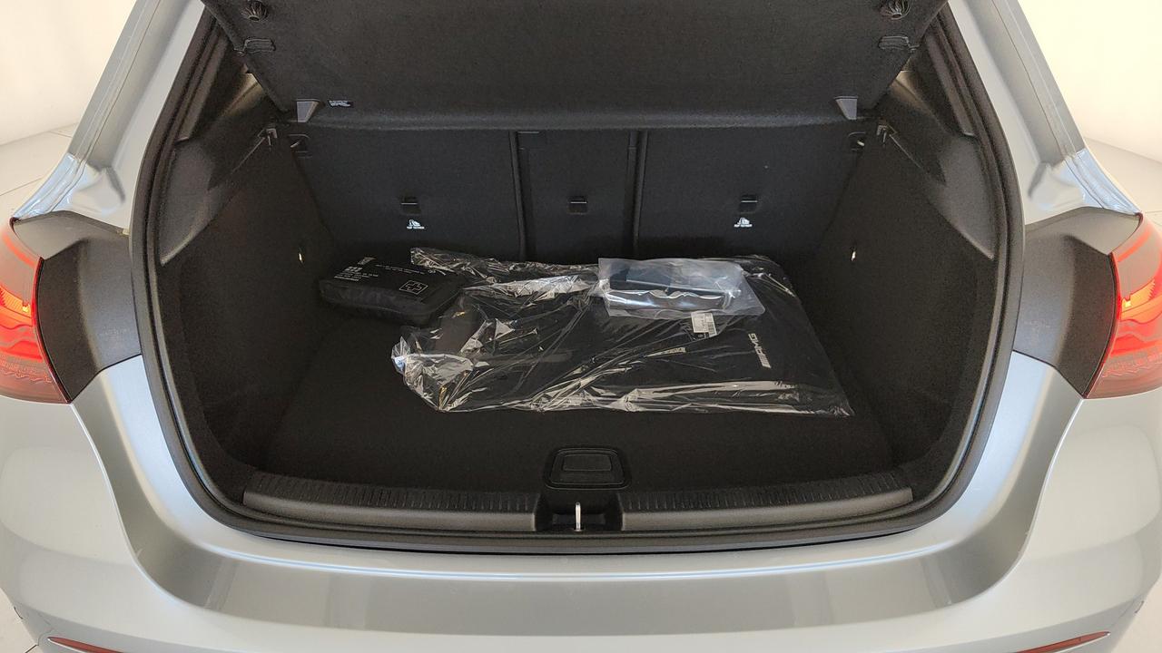 Mercedes-Benz A 180 d Automatic