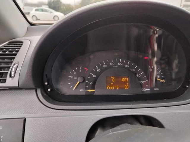 MERCEDES-BENZ VITO 115 CDI 2.2