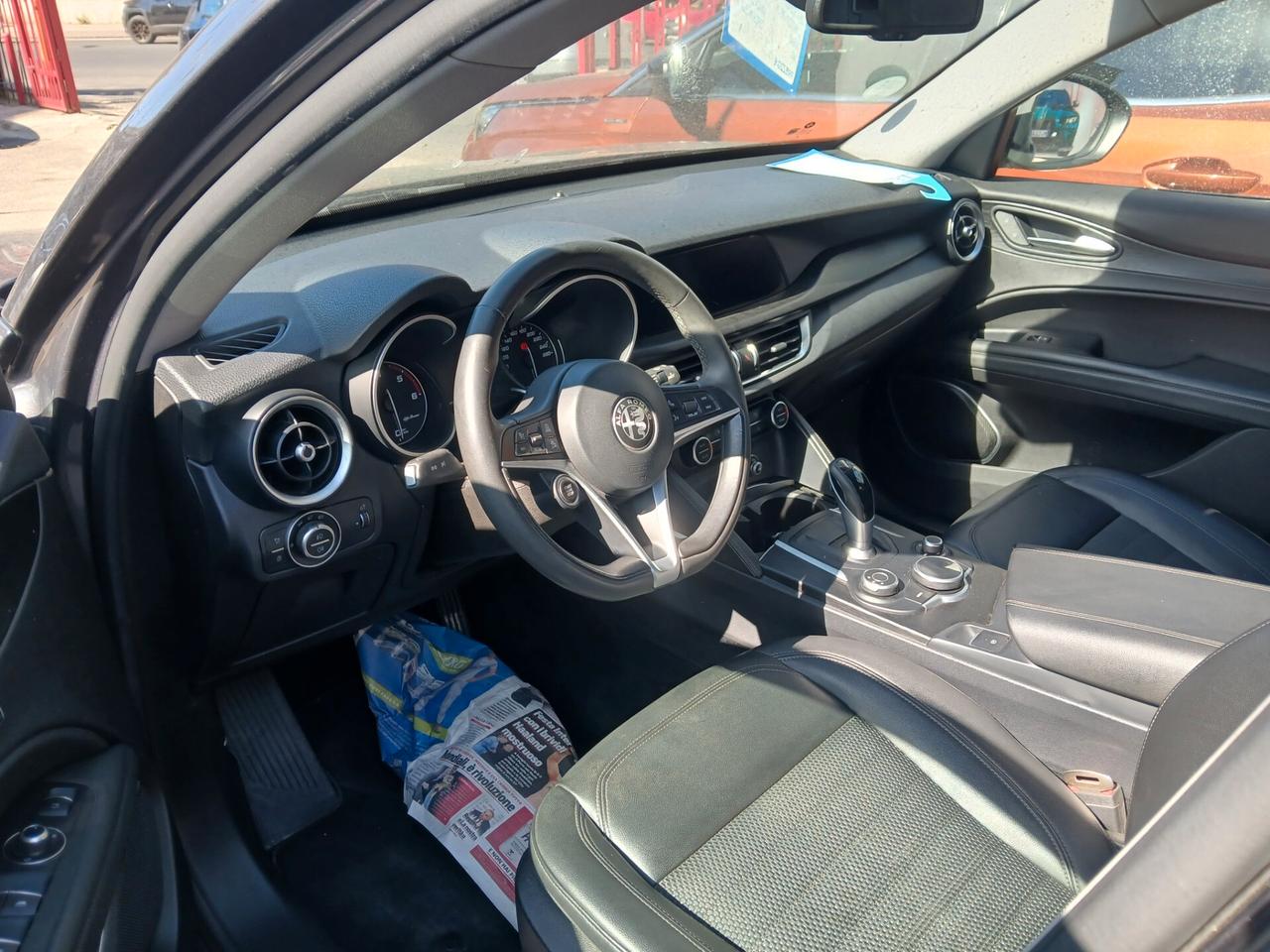 Alfa Romeo Stelvio 2.2 Turbodiesel 180 CV AT8 Q4 Business