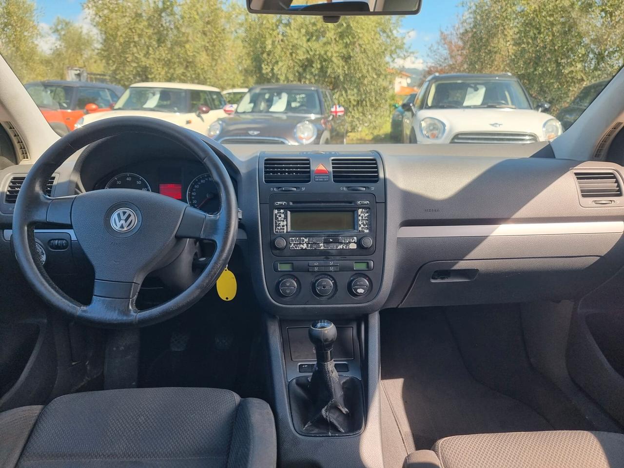 Volkswagen Golf 1.6 16V FSI 5p. Comfortline