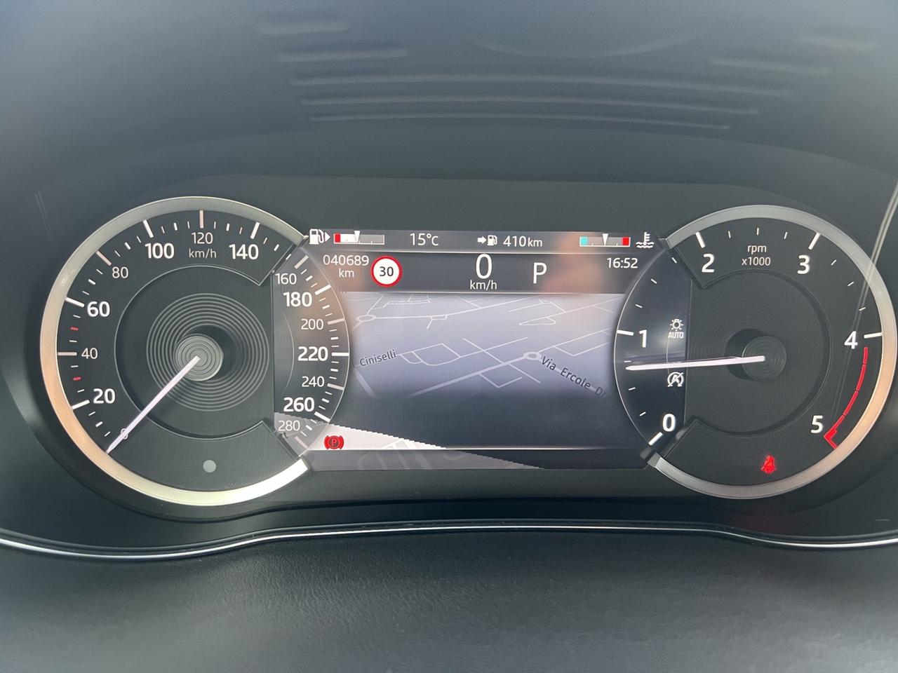 Jaguar E-Pace 2.0D I4 204 CV AWD Auto R-Dynamic Black