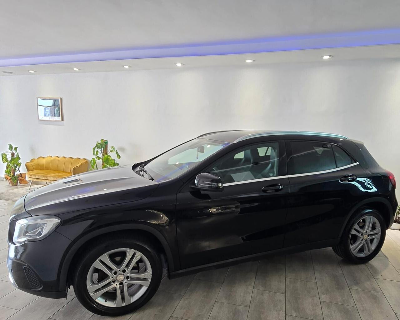 MERCEDES-BENZ GLA 220 D AUTOMATICA ANNO 2019