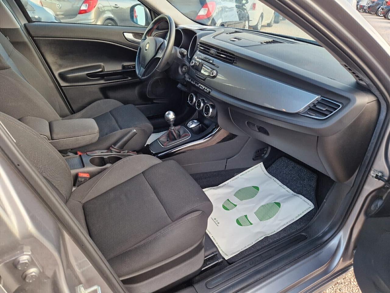Alfa Romeo Giulietta 1.6 JTDm-2 105 CV Distinctive