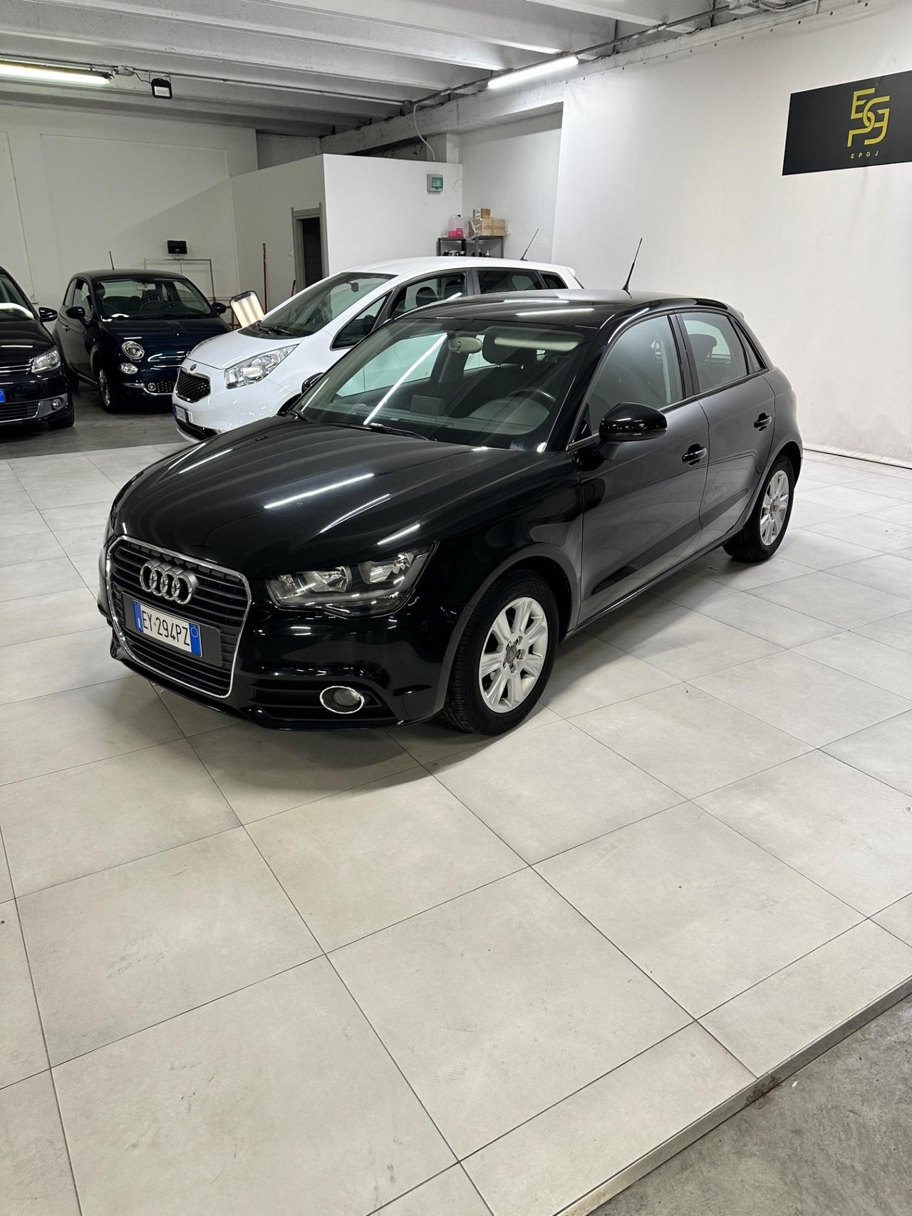 Audi A1 1.6 TDI S line edition