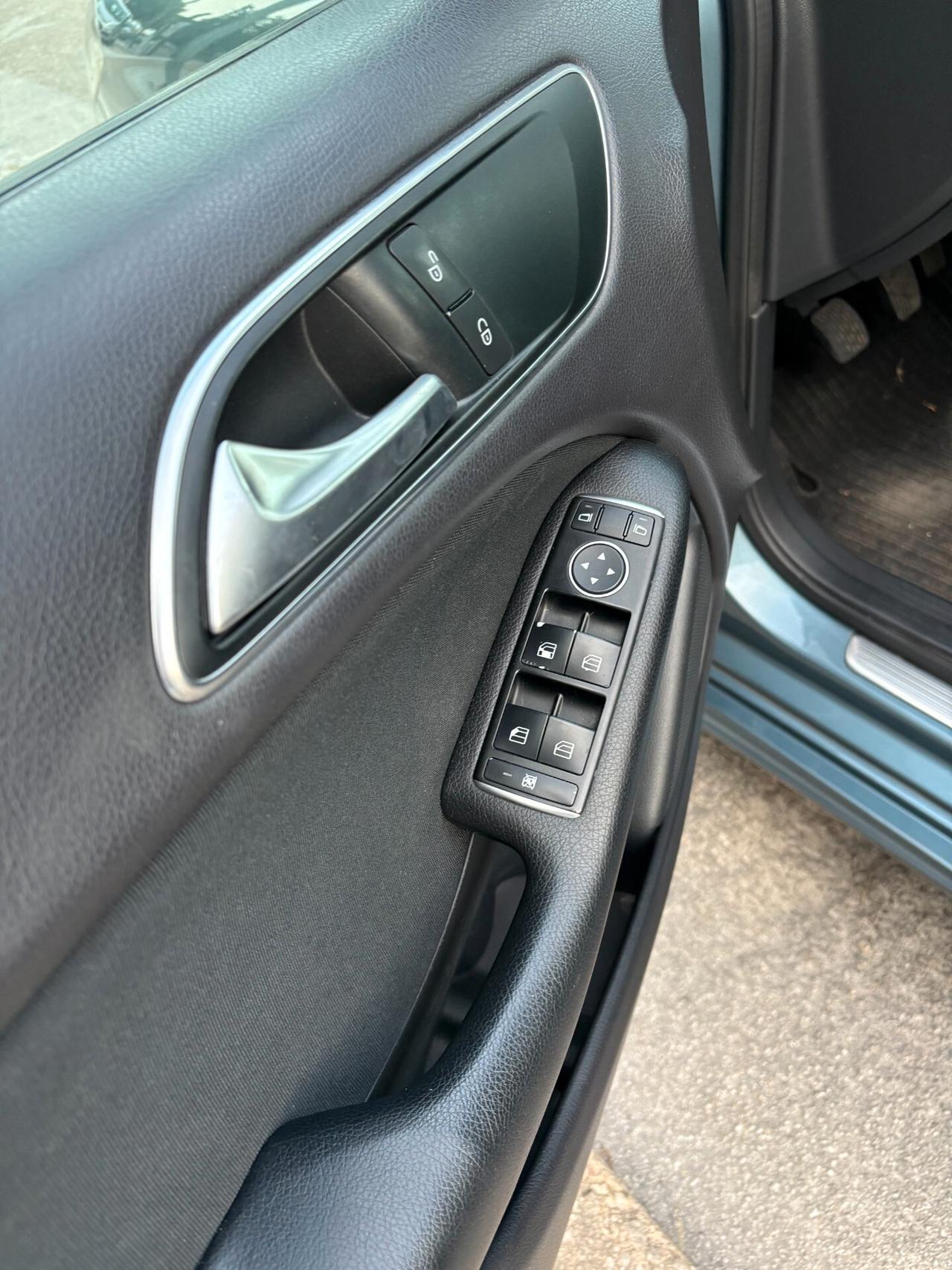 Mercedes-benz B 180 CDI VISTA E PIACIUTA