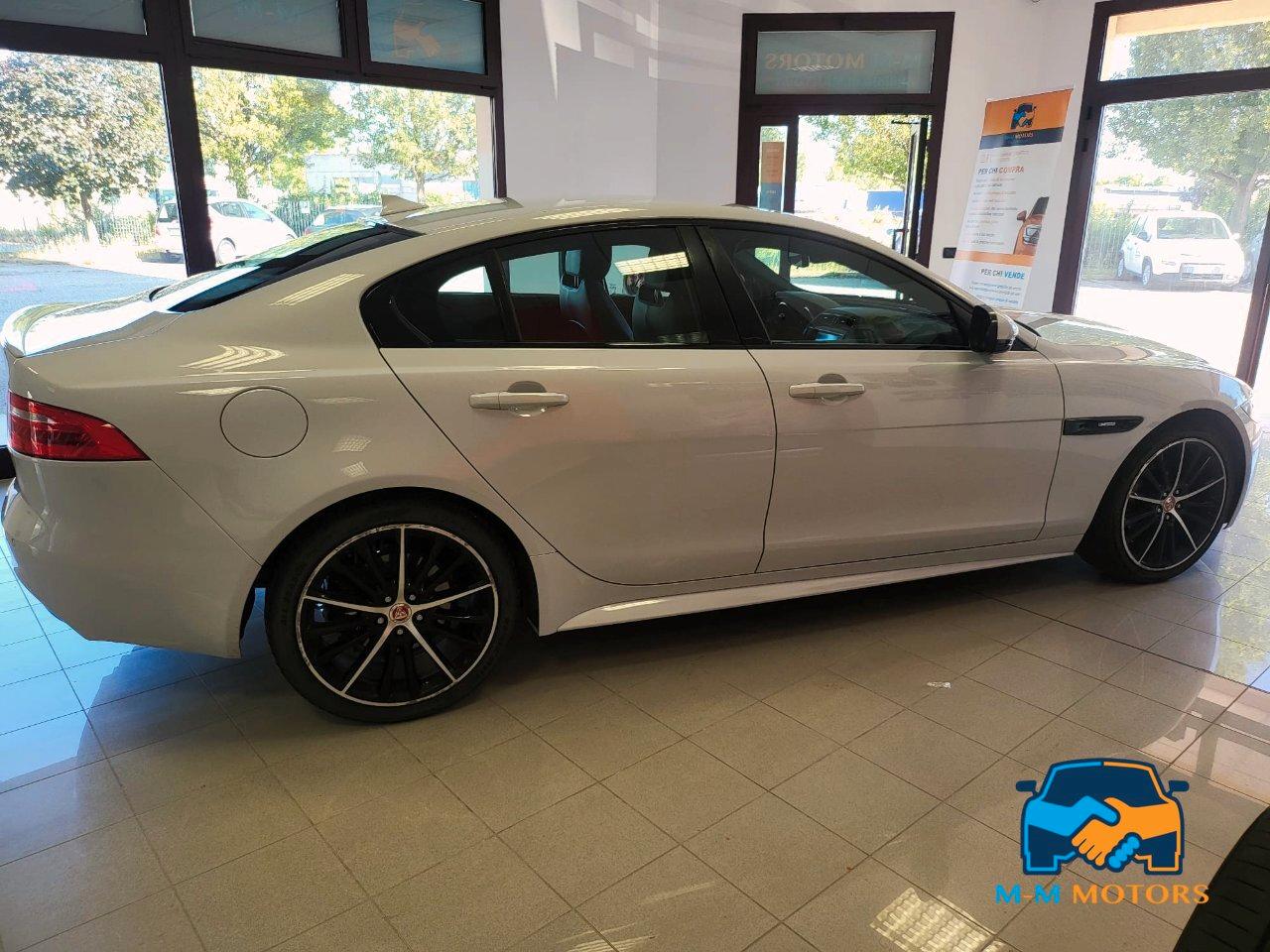 Jaguar XE Berlina XE 2.0d R-Sport 180cv auto