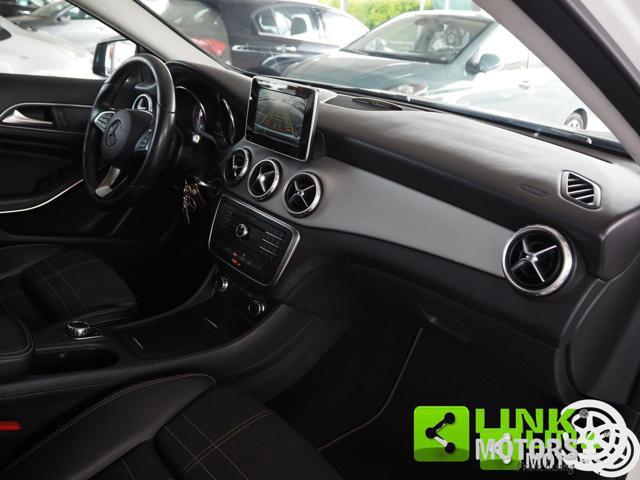 MERCEDES-BENZ GLA 200 d Sport autom