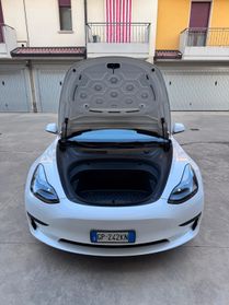 Tesla Model 3 RWD