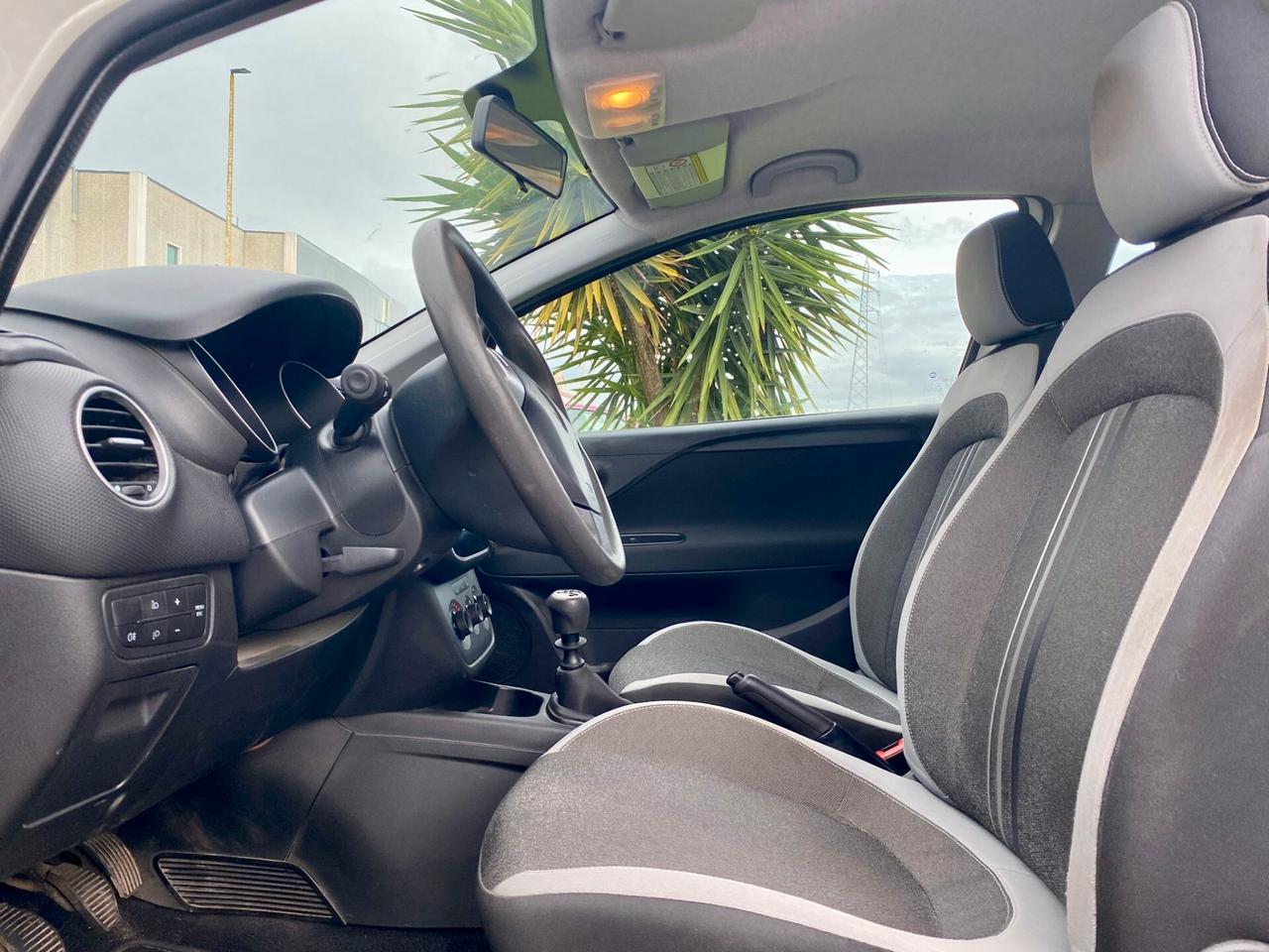 Fiat Punto 1.2 8V 69 cv. 3 porte