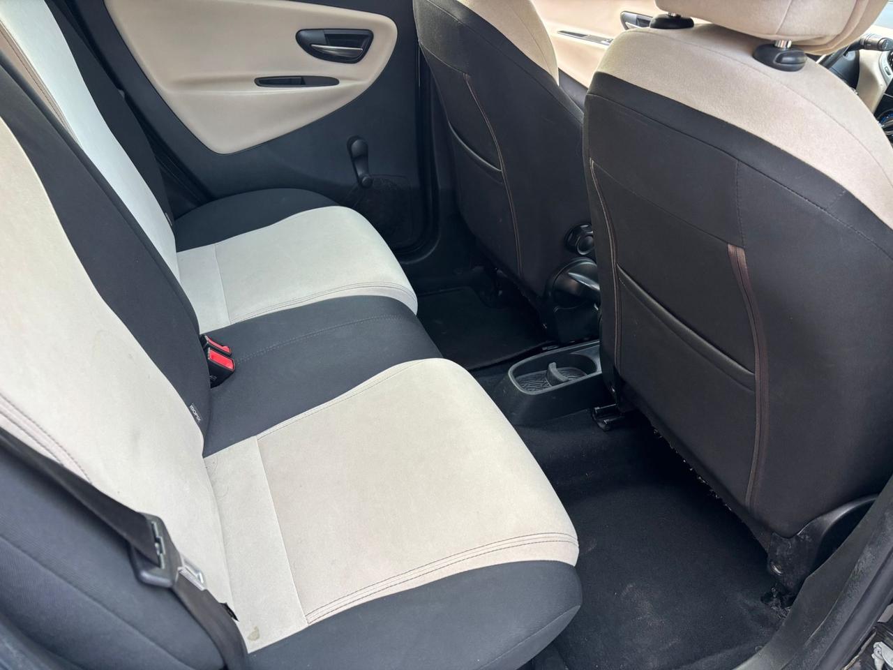 Lancia Ypsilon 1.2 69 CV 5 porte GPL Ecochic Platinum