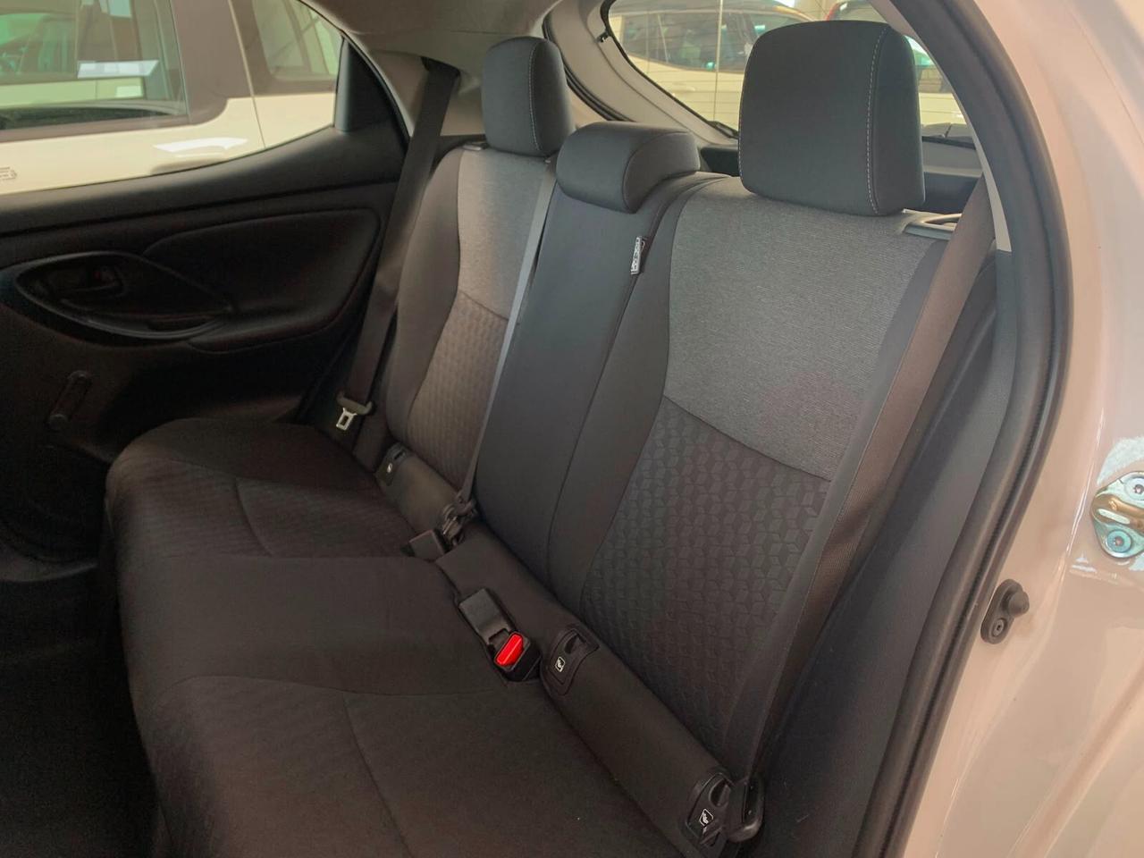 Toyota Yaris 1.5 Hybrid 5p. Business *IVA DEDUCIBILE*