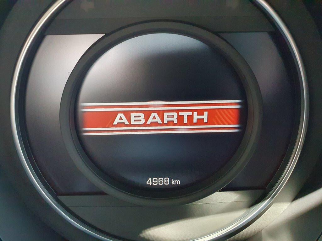 Abarth 695C 1.4 Turbo T-Jet 180CV