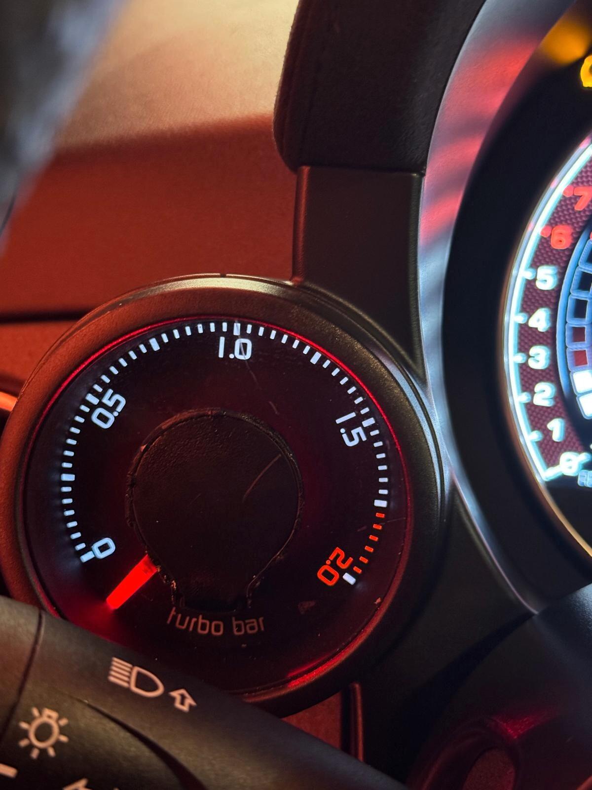 Abarth 595 1.4 Turbo T-Jet 180 CV Esseesse