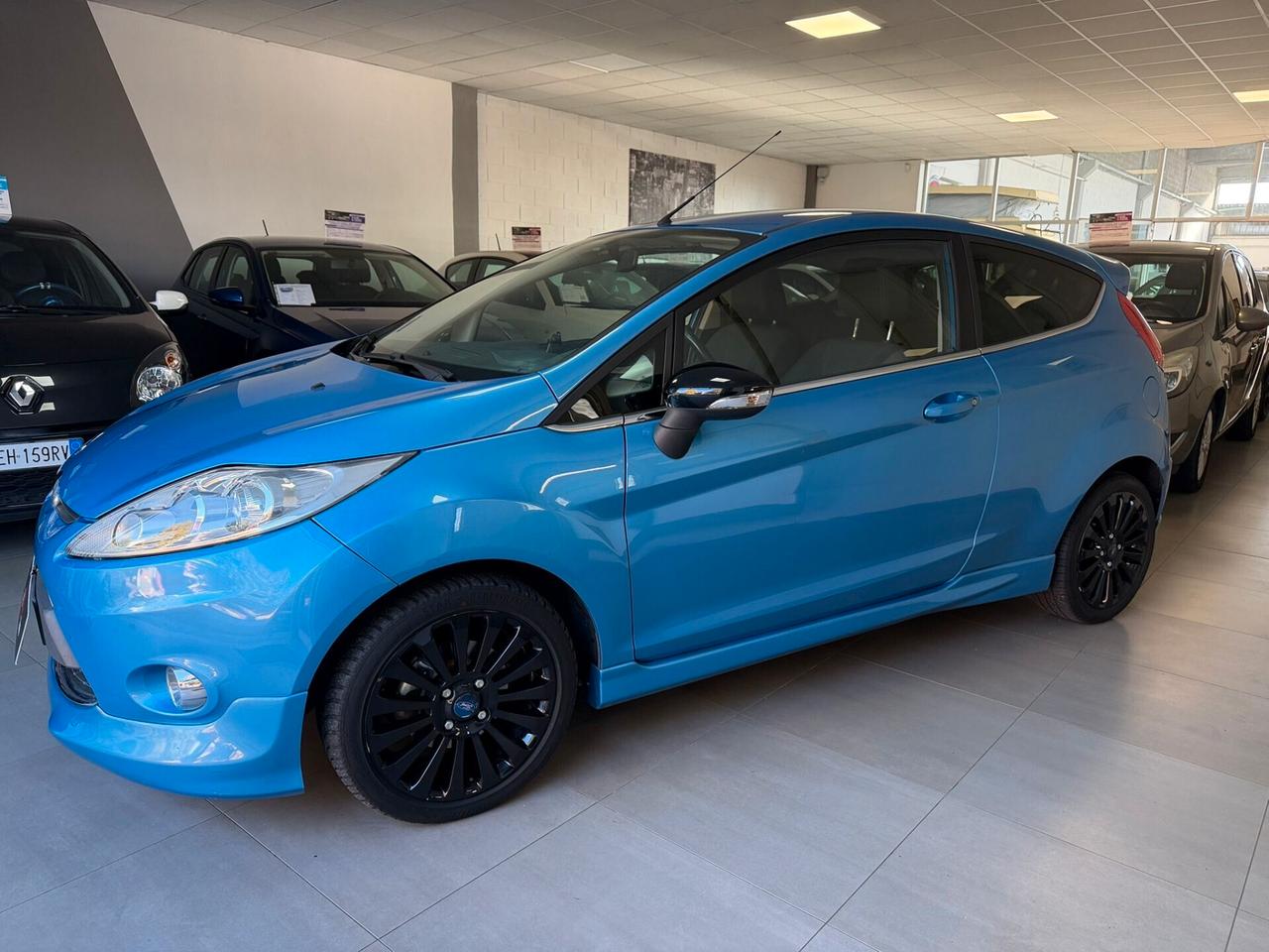 Ford Fiesta 1.4 3 porte Bz.- GPL Titanium