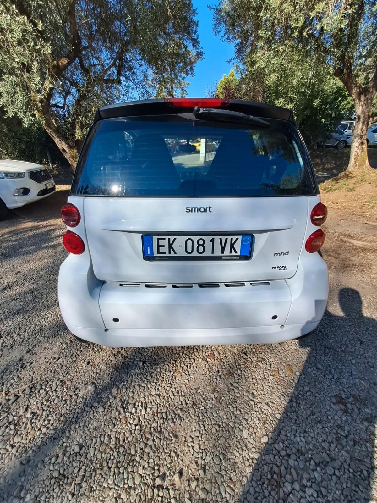 Smart 1000 52 kW MHD coupe White Tailor km 70mila