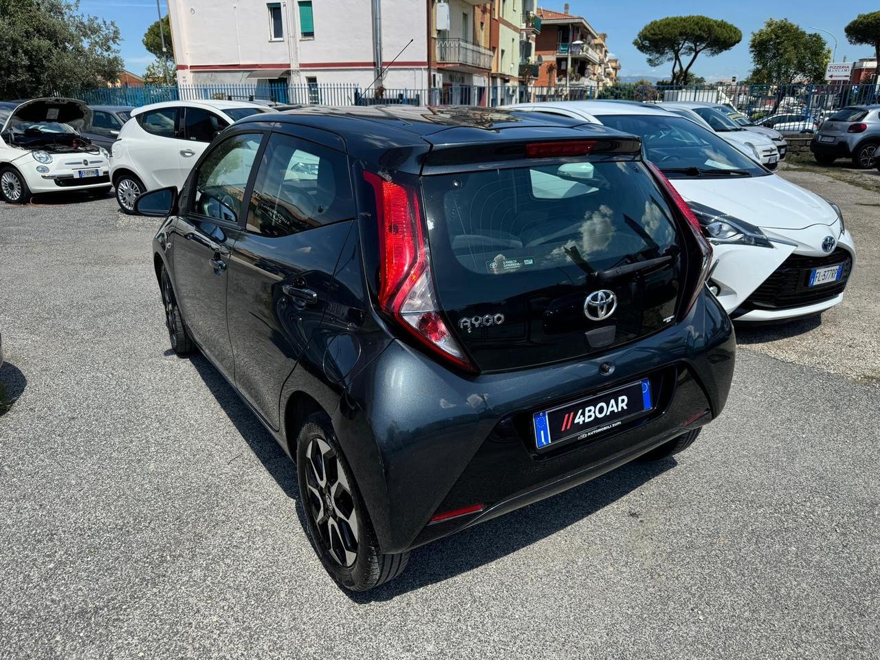 Toyota Aygo 1.0 72 CV AUTOMATICA