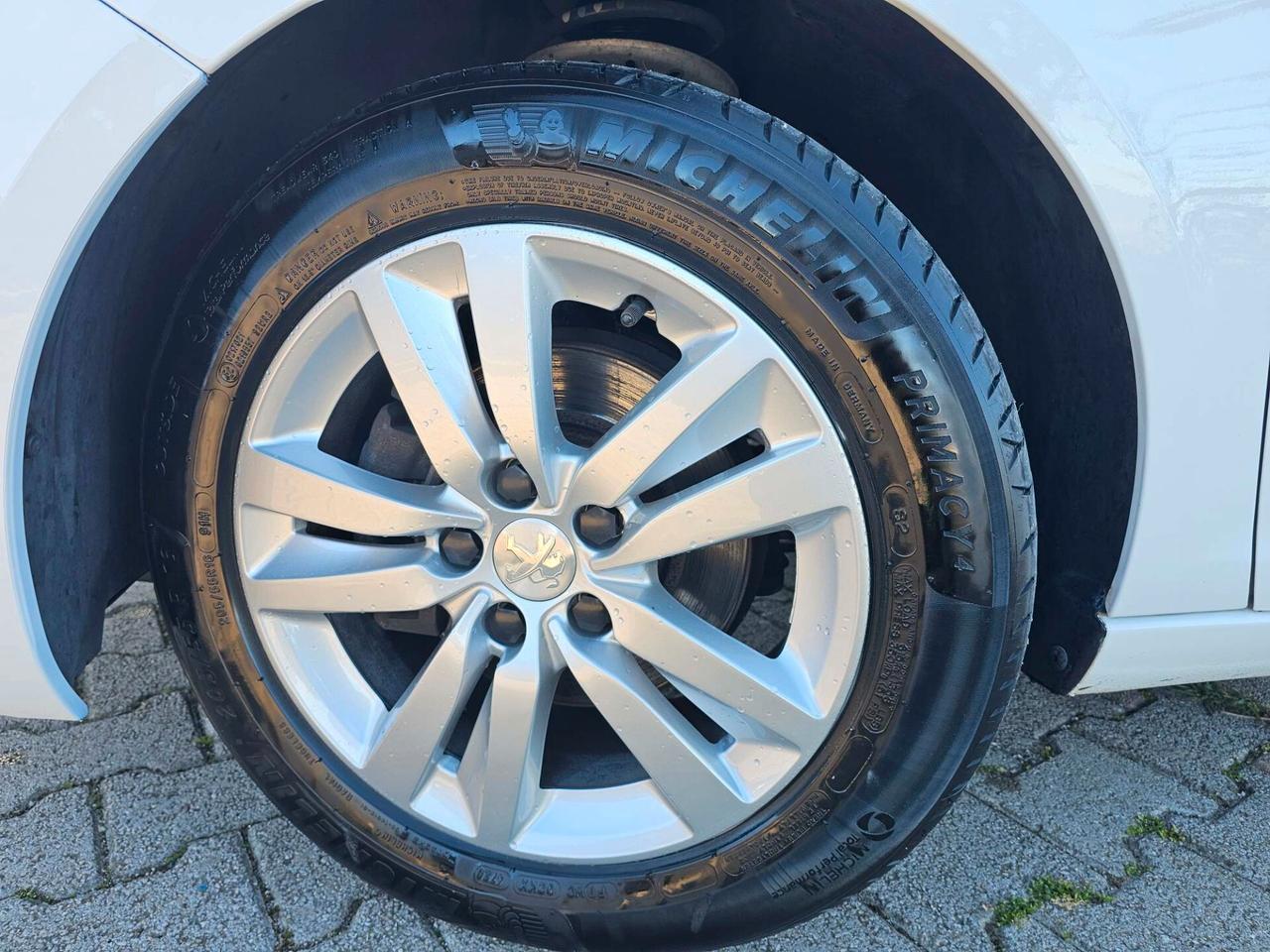 Peugeot 308 BlueHDi 130 S&S SW Active Business