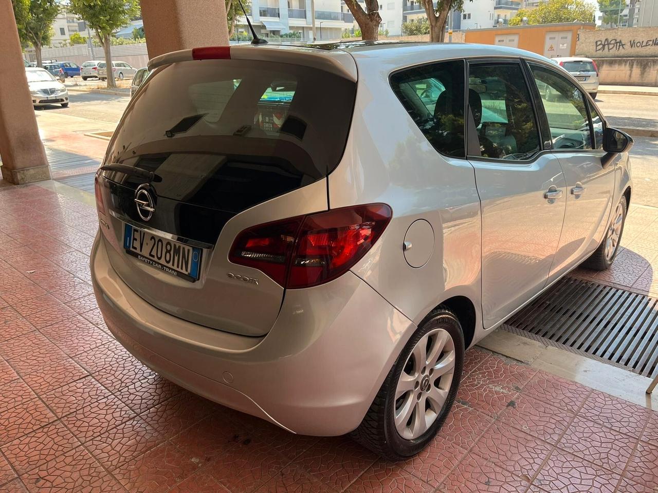 Opel Meriva 1.3CDTI 95CV garantita-2014